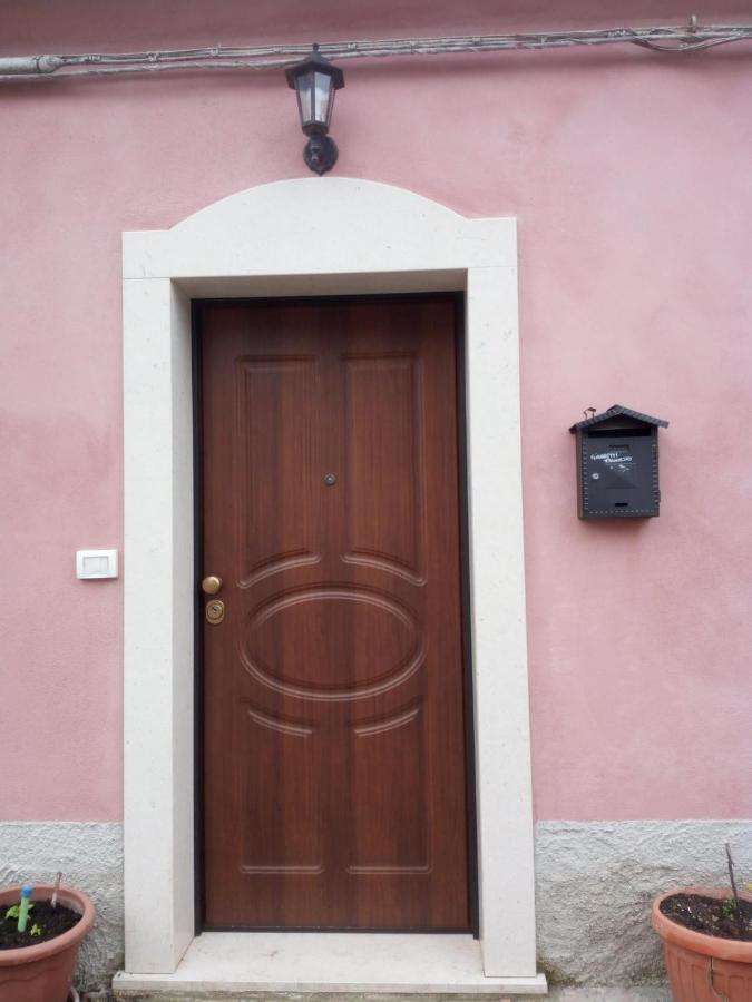 Casa Vacanze Il Paese Dipinto モンテジョルダーノ エクステリア 写真